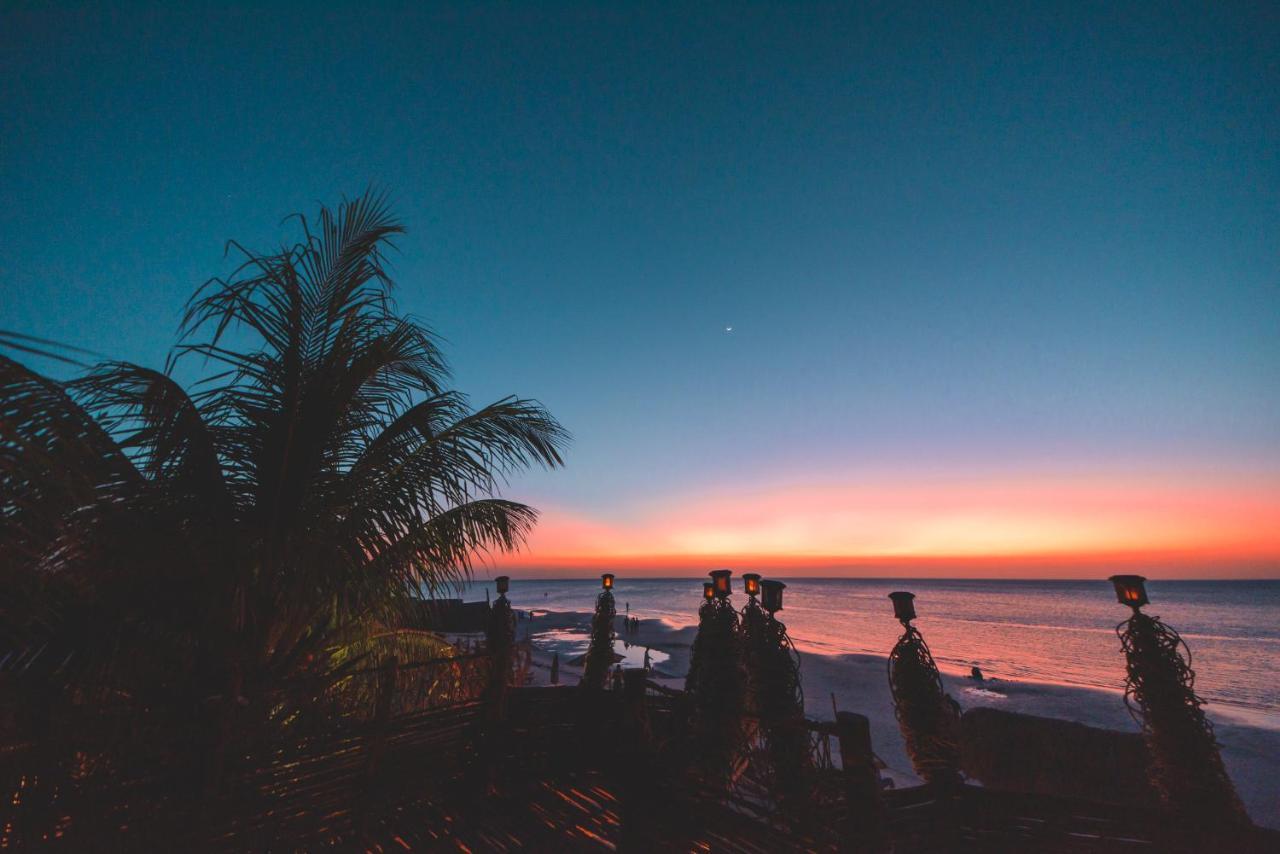 Hotel Villas Tiburon Isla Holbox Exterior photo
