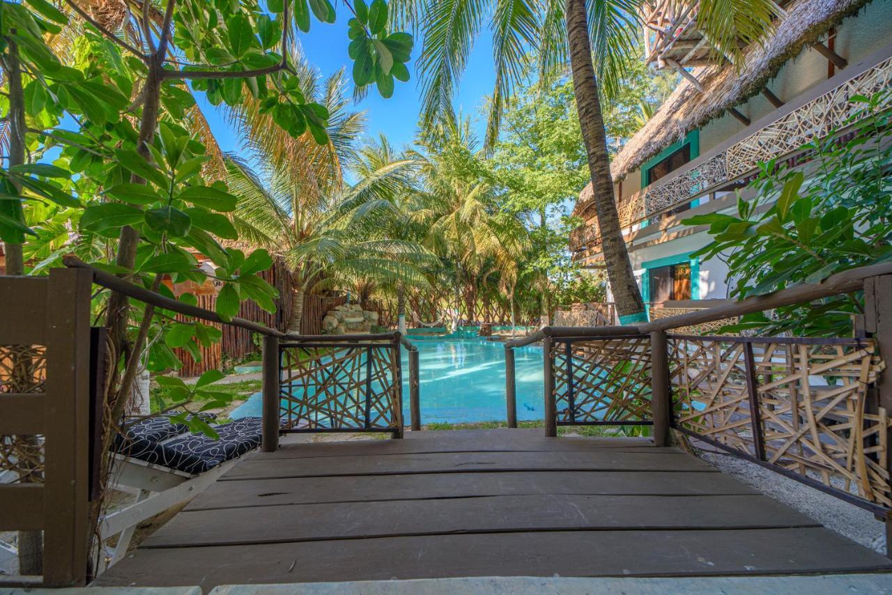 Hotel Villas Tiburon Isla Holbox Exterior photo